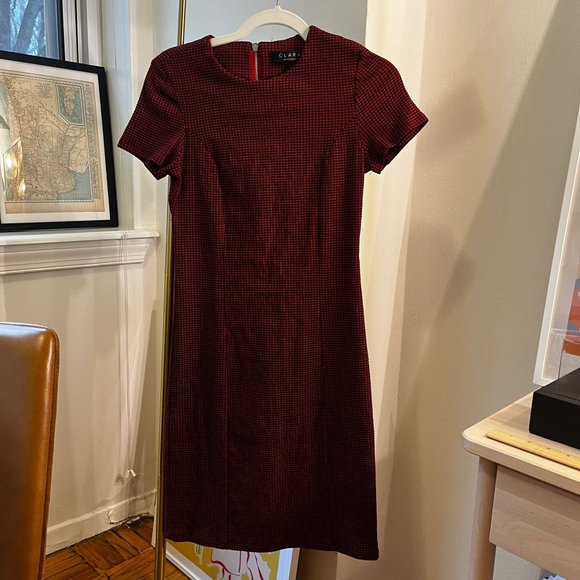 Dress. Brand: Clara Ibarguren - Picture 1 of 3